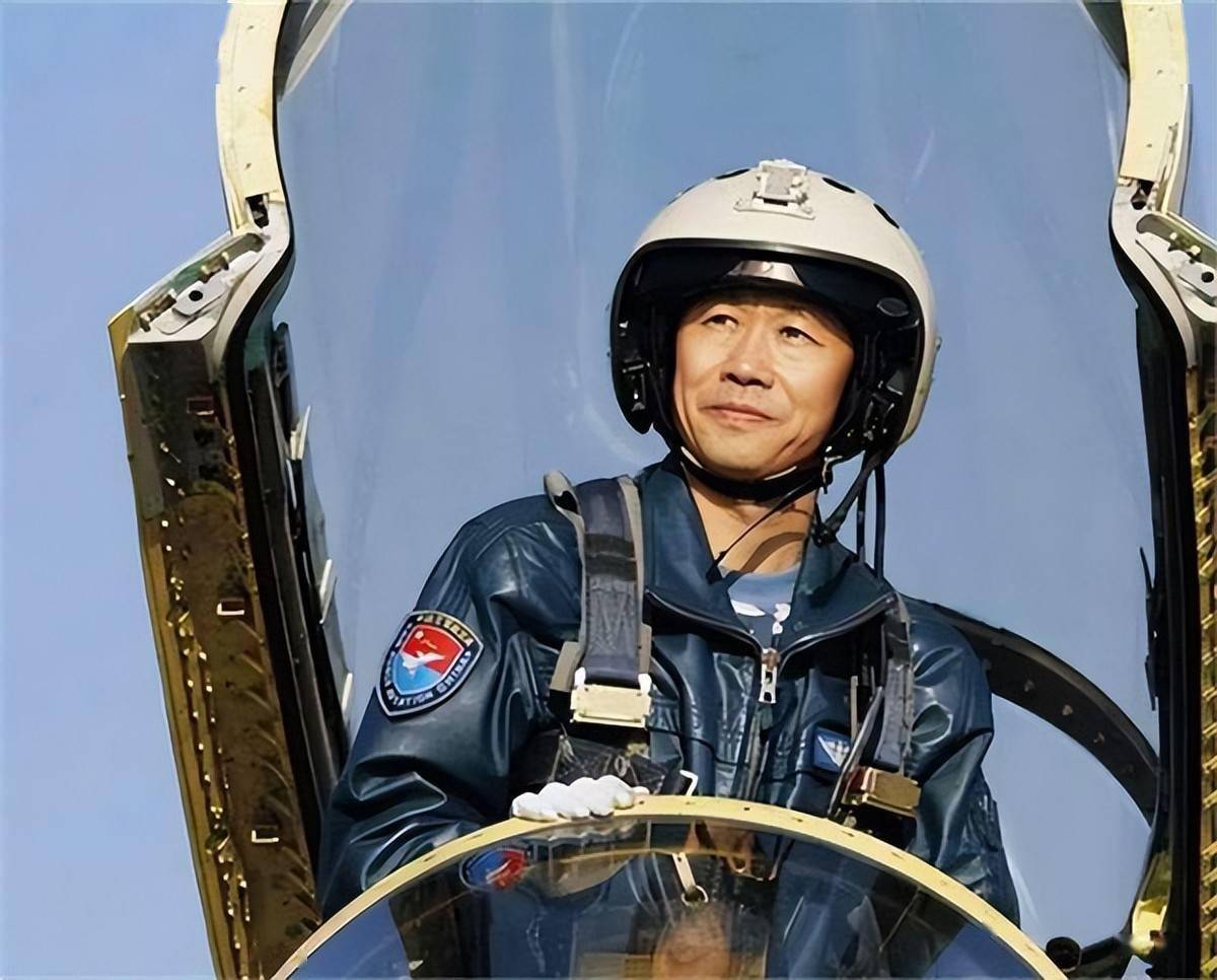 李中华揭秘2015年中泰空战演习失利细节装备和人的因素都存在