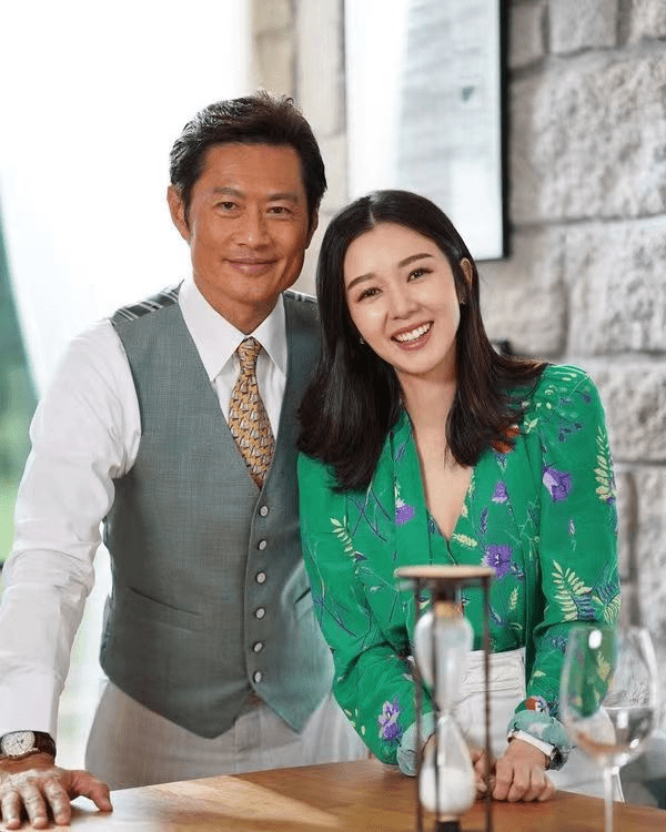 前tvb实力型男入行34年仍欠缺安全感,幸运遇上演艺导师戚其义_黄德斌