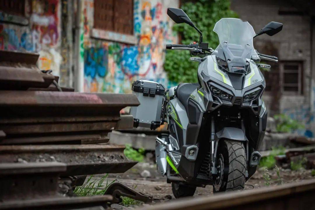 龙嘉xvd250si动态测评都市越野小精灵