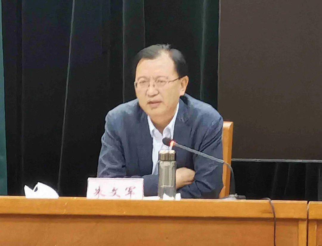 区委书记朱文军,区委副书记连宇,区领导郭法庆,雷恩铭,刘静,王力,尹