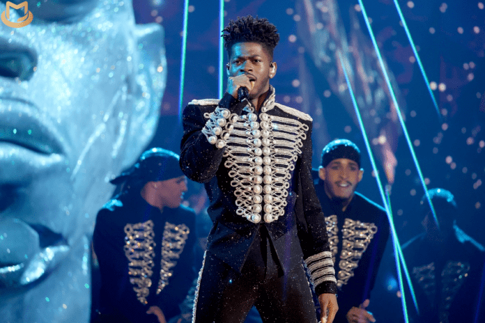 说唱巨星利尔纳斯x在格莱美颁奖礼上致敬迈克尔杰克逊