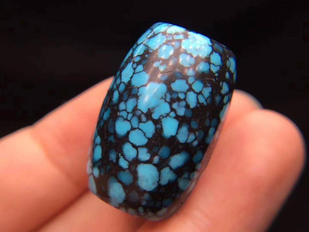 绿松石中的极品云盖寺绿松石高瓷高蓝