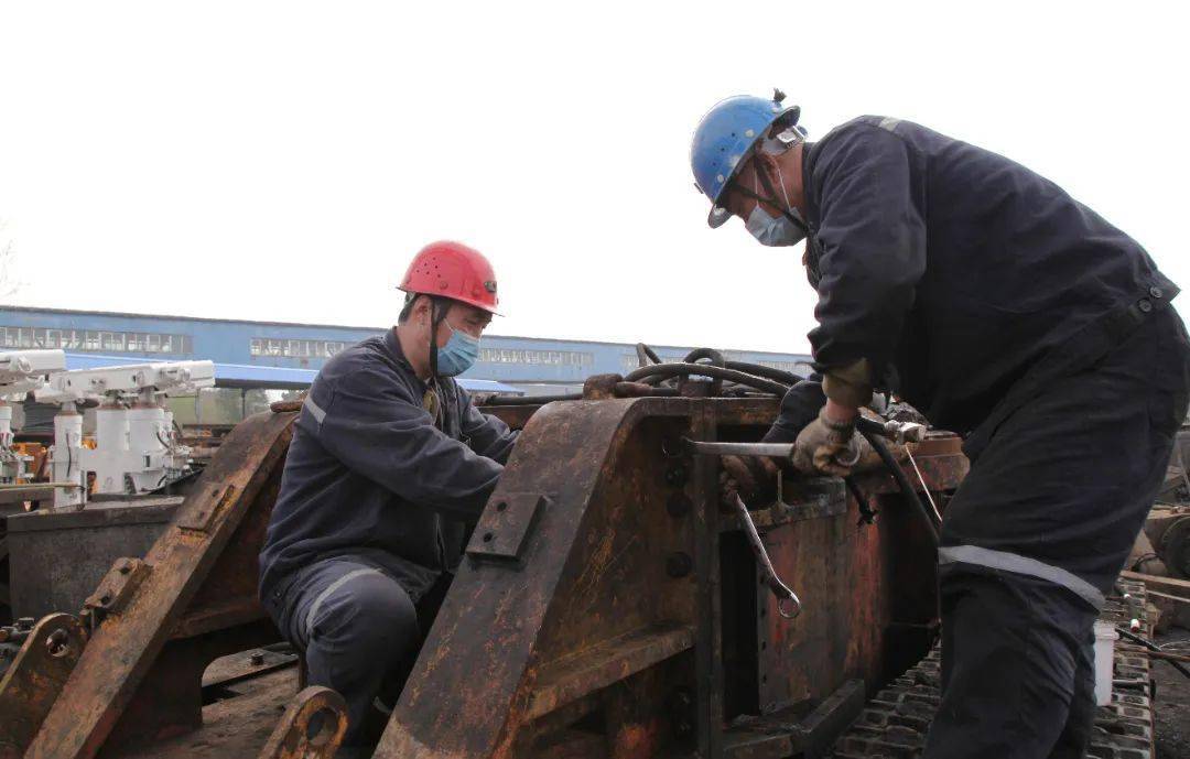 安全大整顿67孔庄煤矿铁腕整治促提升02全面体检保安全