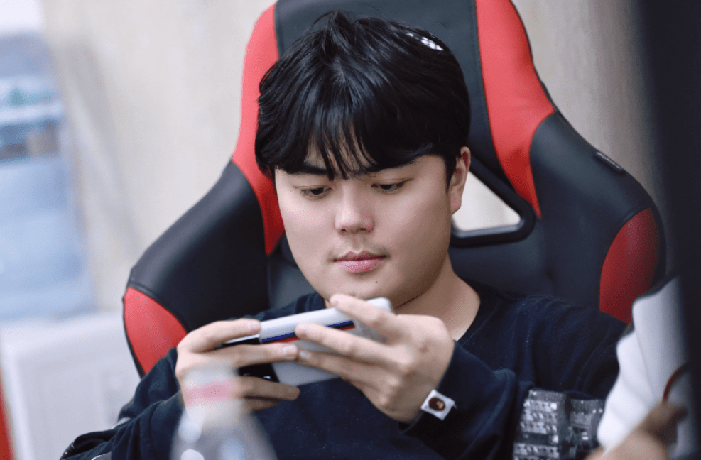 ag久诚替补,笑影重回首发,梦回21年春季赛,能否冲进季后赛?