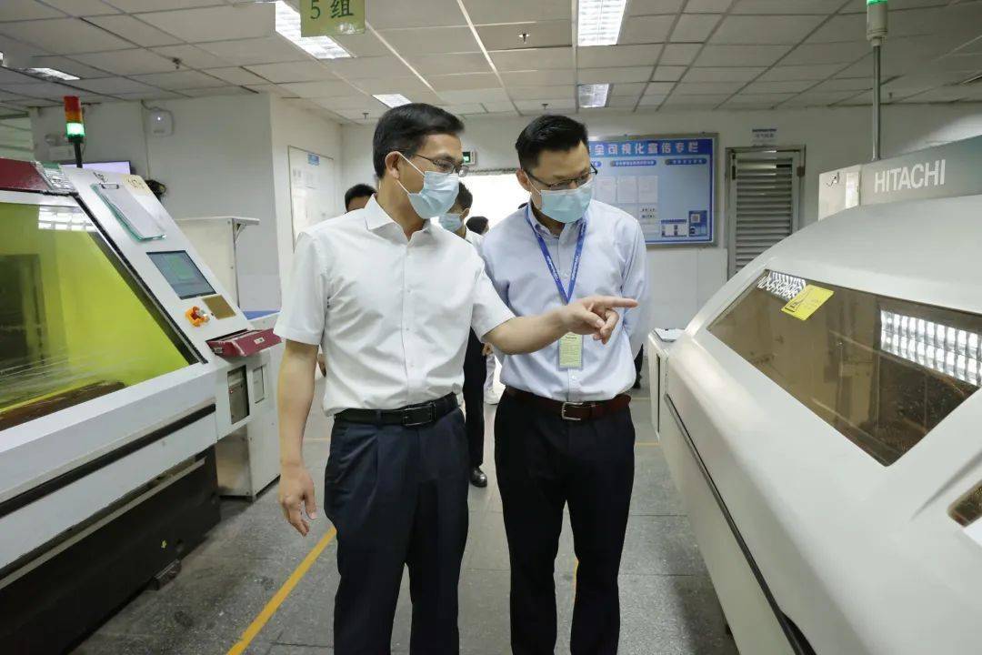 建华集团创始人许景新表示,一直以来,小榄镇党委政府对建华的发展给予