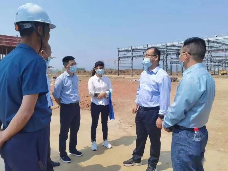 进一步夯实统计数据质量,4月11日,安庆市统计局党组书记,局长许亮
