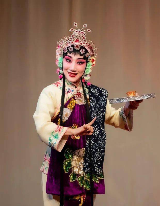 张佳春 饰 李凤姐3月20日《乌盆记》京剧《乌盆记》来源于元杂剧