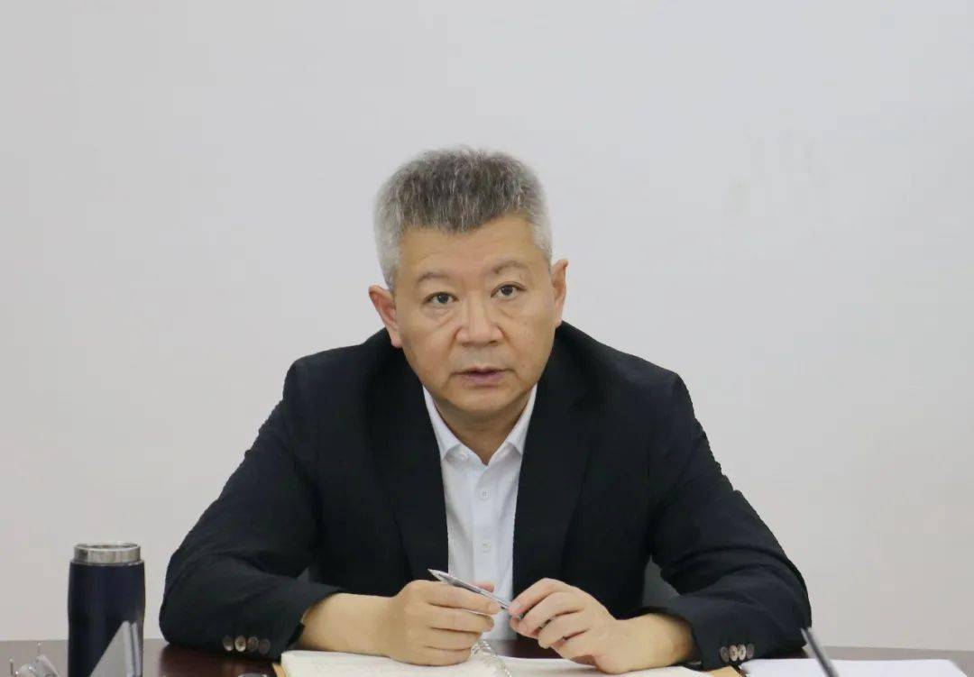 温州市委统战部理论学习中心组举行市"两会"精神专题学习会