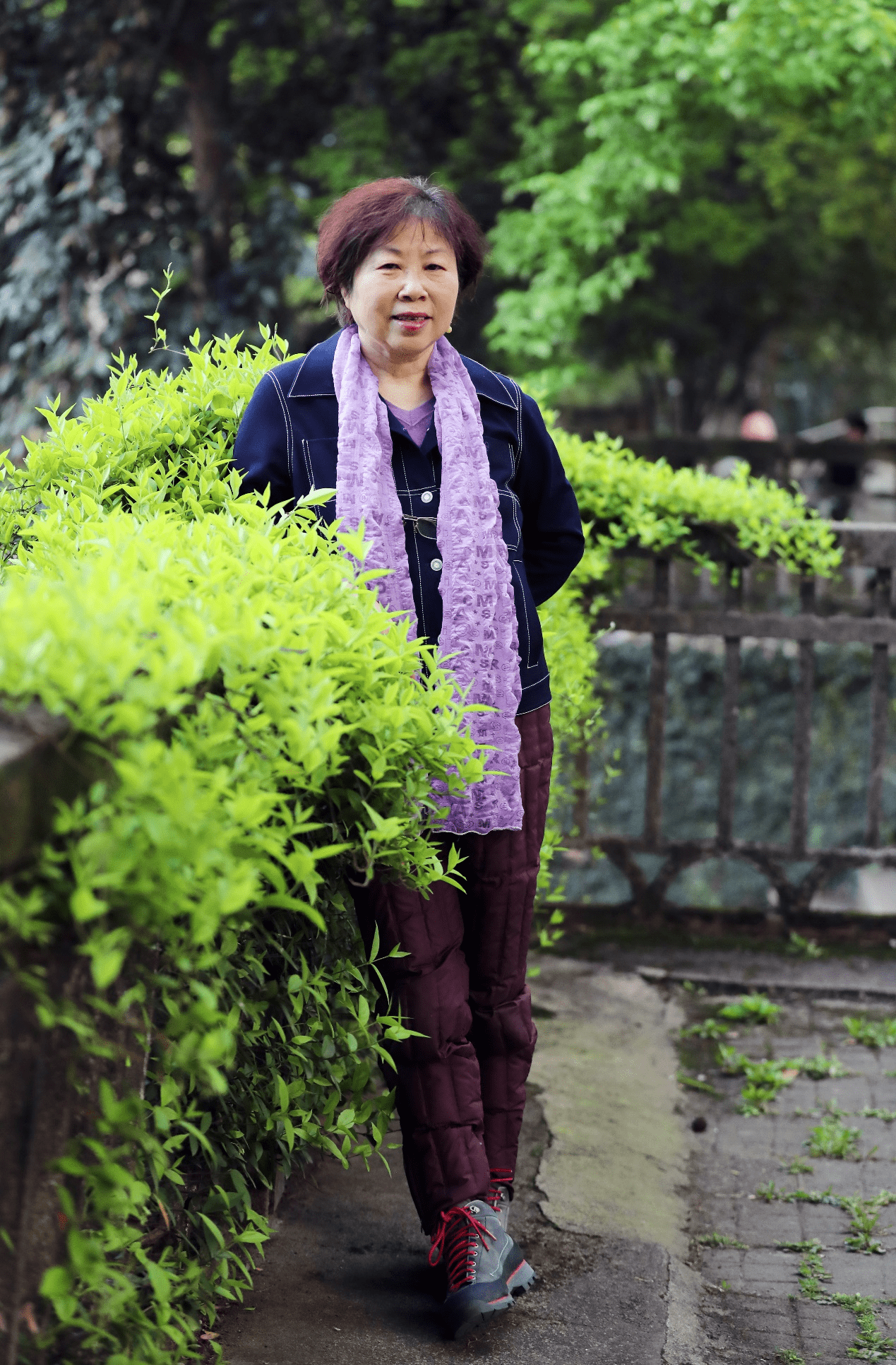 中央廣播電視總檯中國之聲《朝花夕拾》節目主持人蘇揚就此專訪了