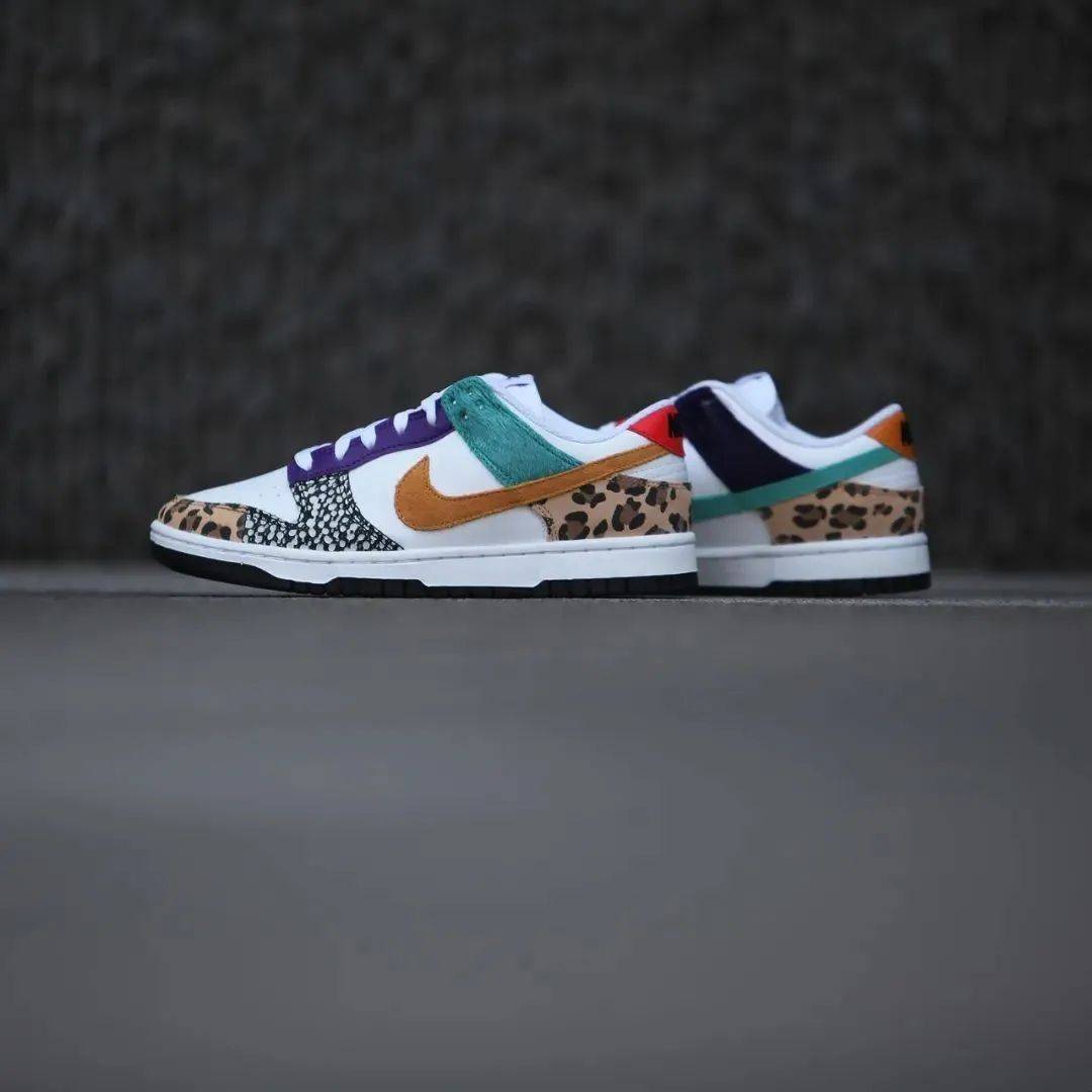 nike-dunk-low-se-patchwork-xh55-garden-gz