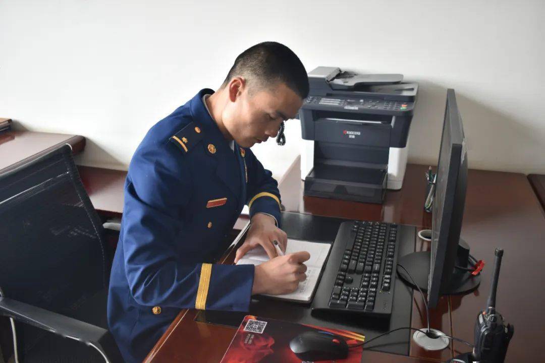 道德模范在身边丨基层消防指挥员张建波入职12年严以律已恪尽职守