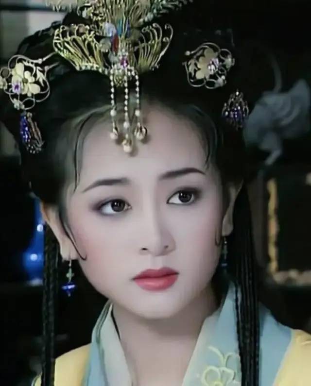 杨树云曾说:「我看了多少古代绘画,临摹了多少作品,翻阅了多少史料与