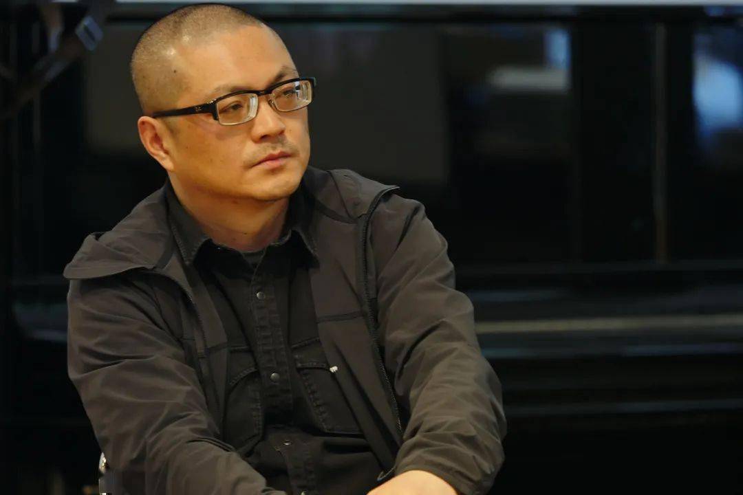 读家对谈 | 李黎x张二棍:学习万物的神性与人性