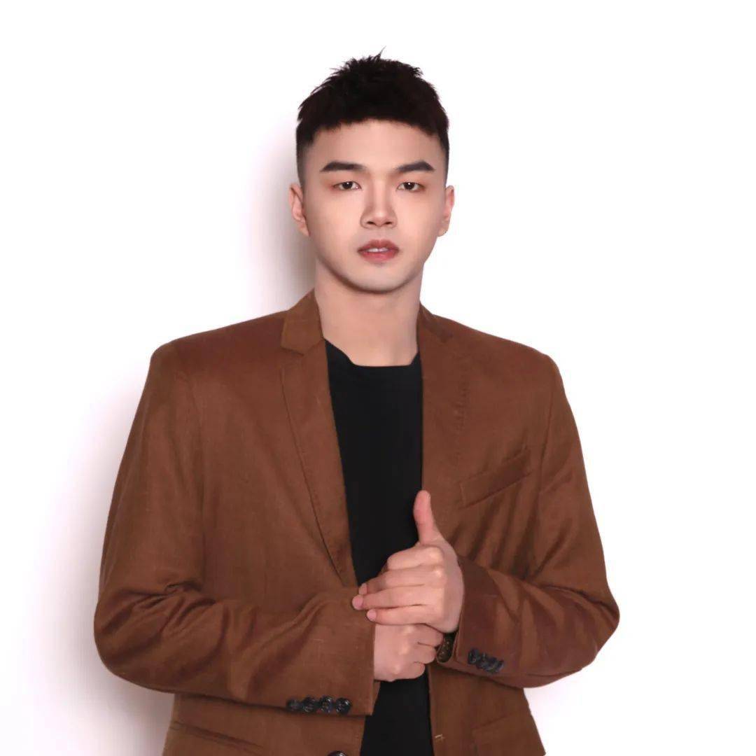 好听林启得少年叹新歌