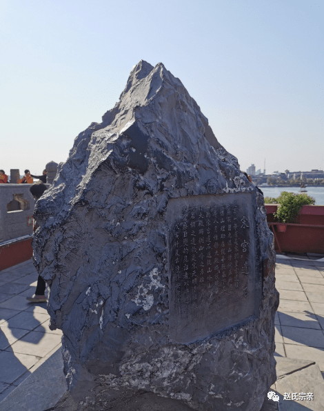 开封龙亭景区中的北宋皇城遗址你参观过吗