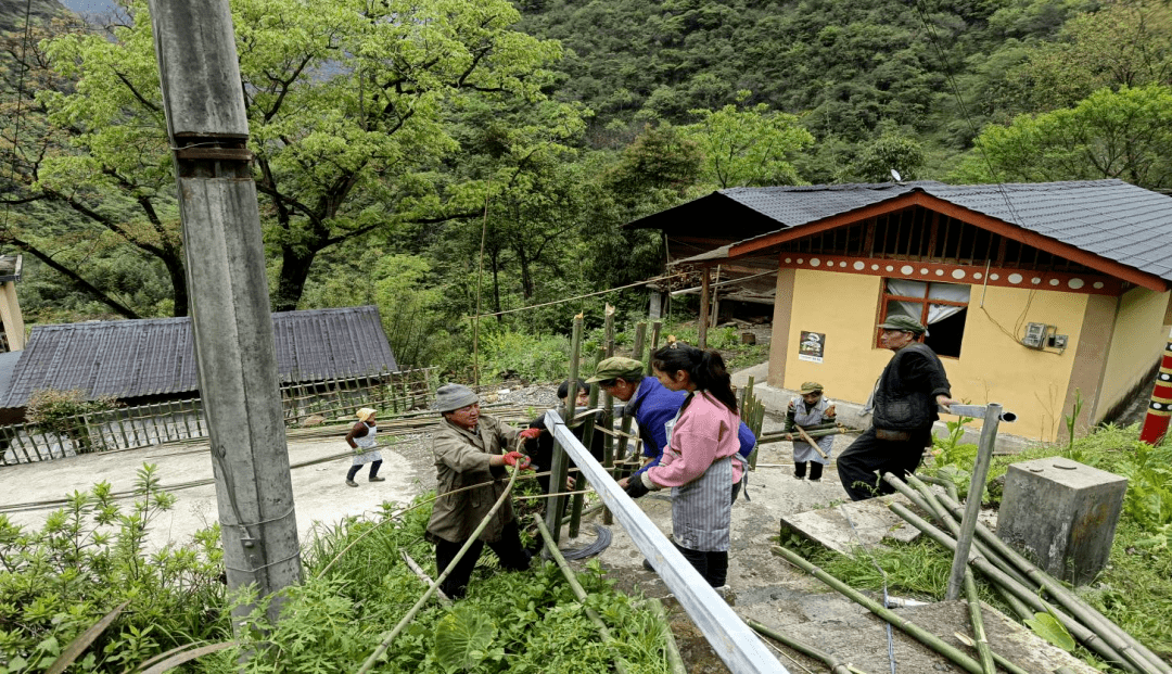 丹珠村积极开展百日攻坚行动营造美丽村庄