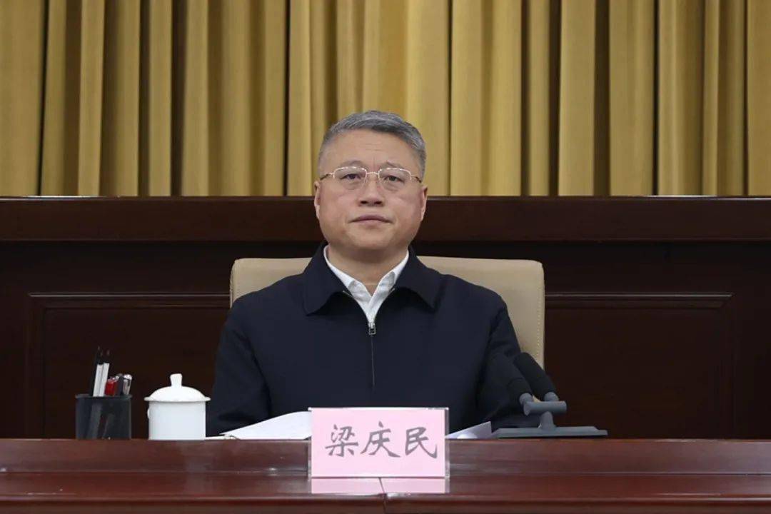 梁庆民主持召开富锦市2022年创建全国文明城市工作领导小组第一次会议