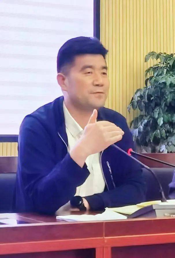 把脉问诊研考情创新克难再冲刺眉县中学召开市三模质量分析会