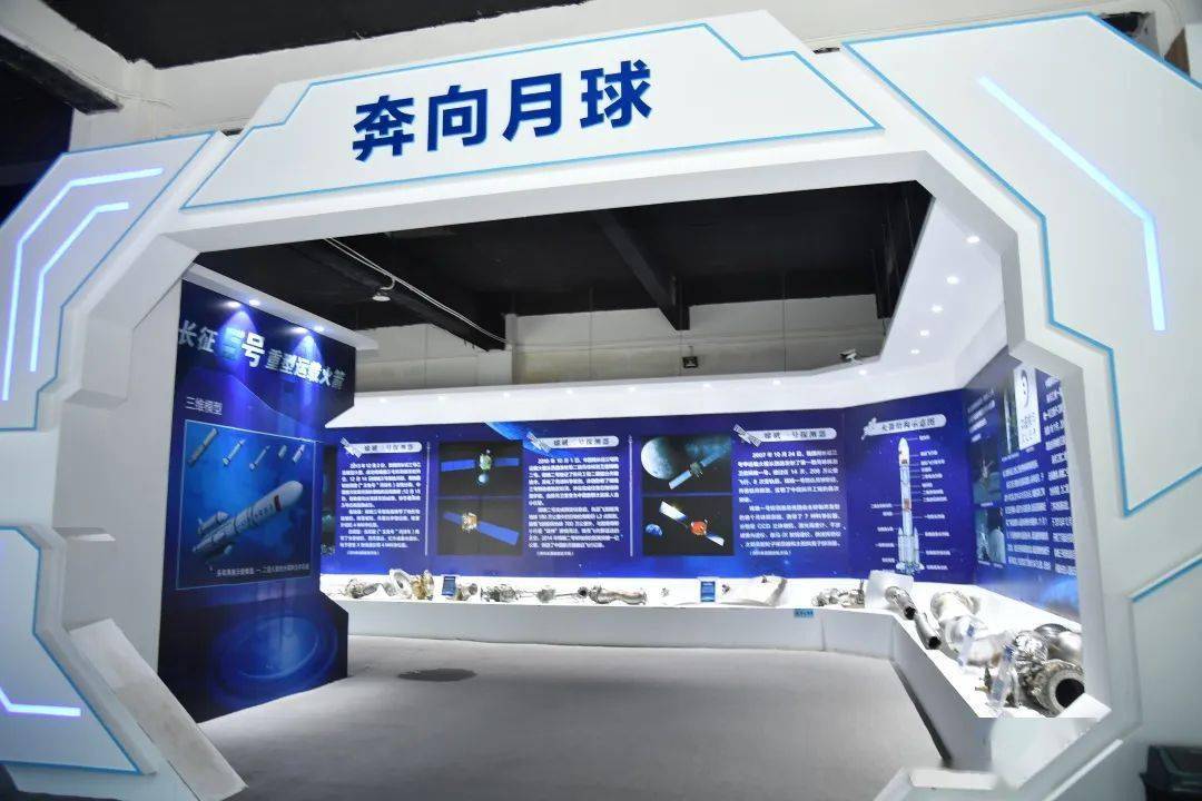 而科普中心就紧挨着发射基地,是绝大多数人来到文昌国际航天城参观的