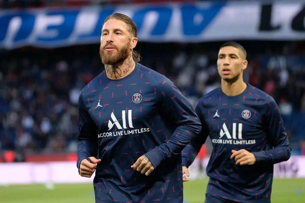 巴黎赢回法甲冠军,却赢不回球迷的心?_唐纳鲁马_梅西_欧冠