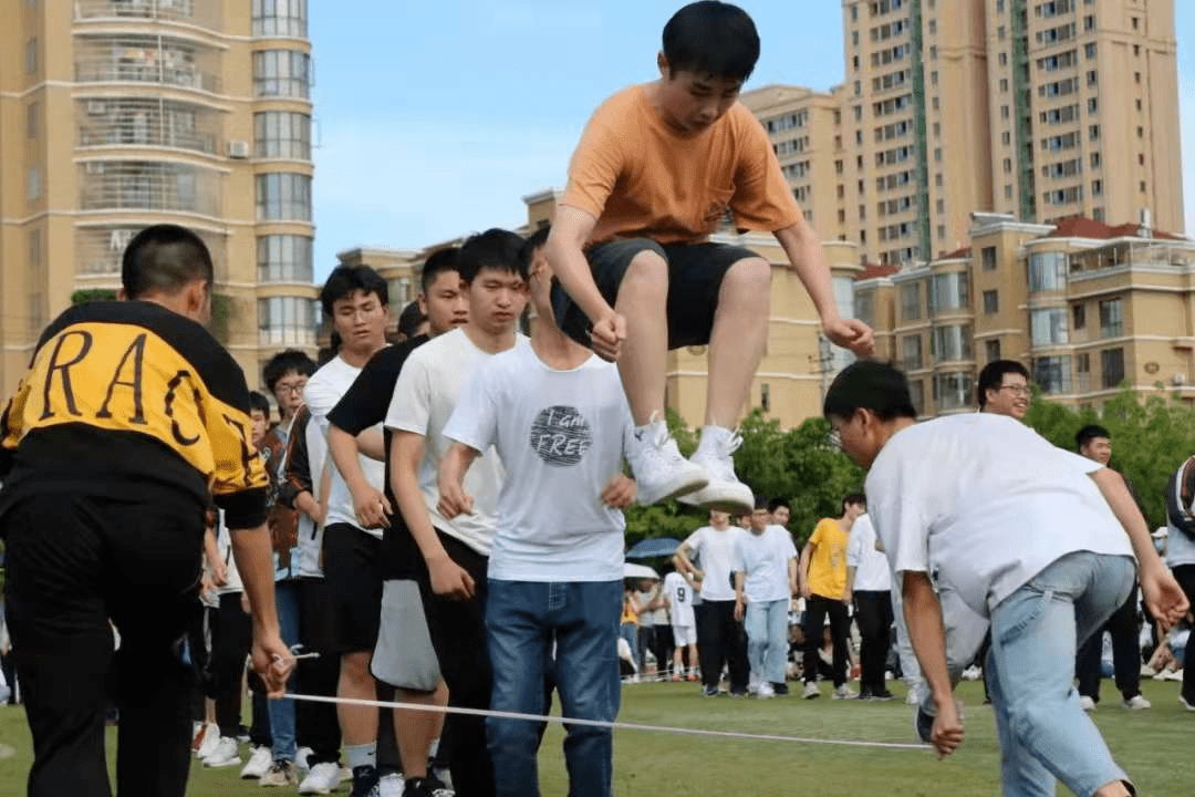 体教融合 | 南康中学:鸿雁高飞重振羽,艺体起航正扬帆_体育_赣州市