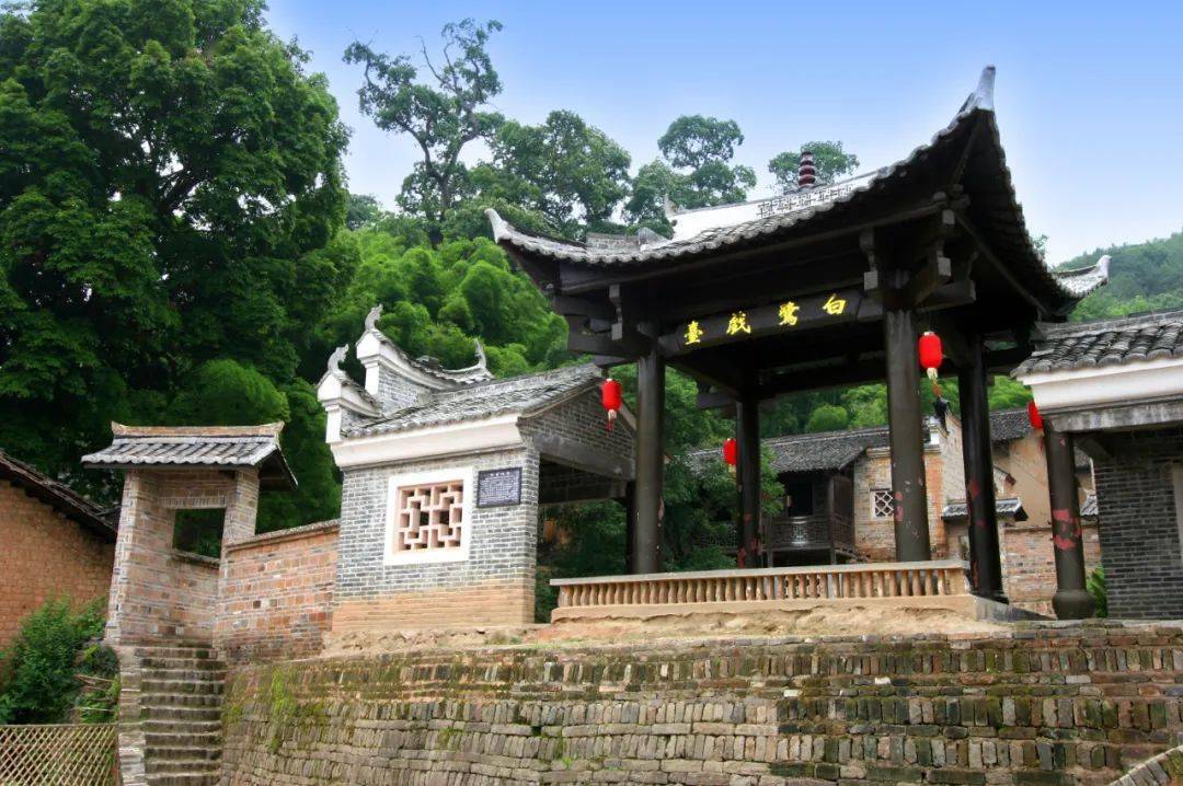 赣县白鹭古村隶属于江西省赣州市赣县区,位于赣县区北部,距县城62公里