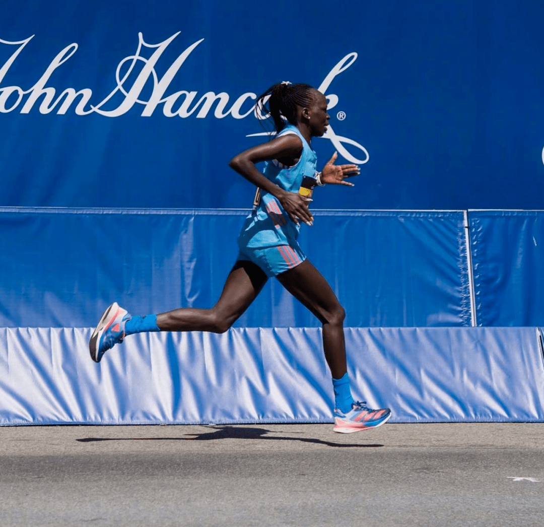 半马世锦赛夺冠后jepchirchir斩获男子和女子组别冠军分别以02:06:51