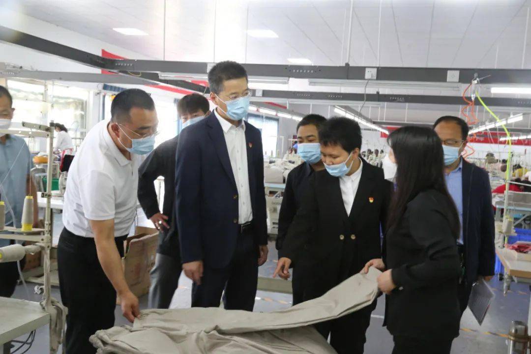 澄城县委常委政法委书记雷成涛带队开展五一节前安全生产检查图