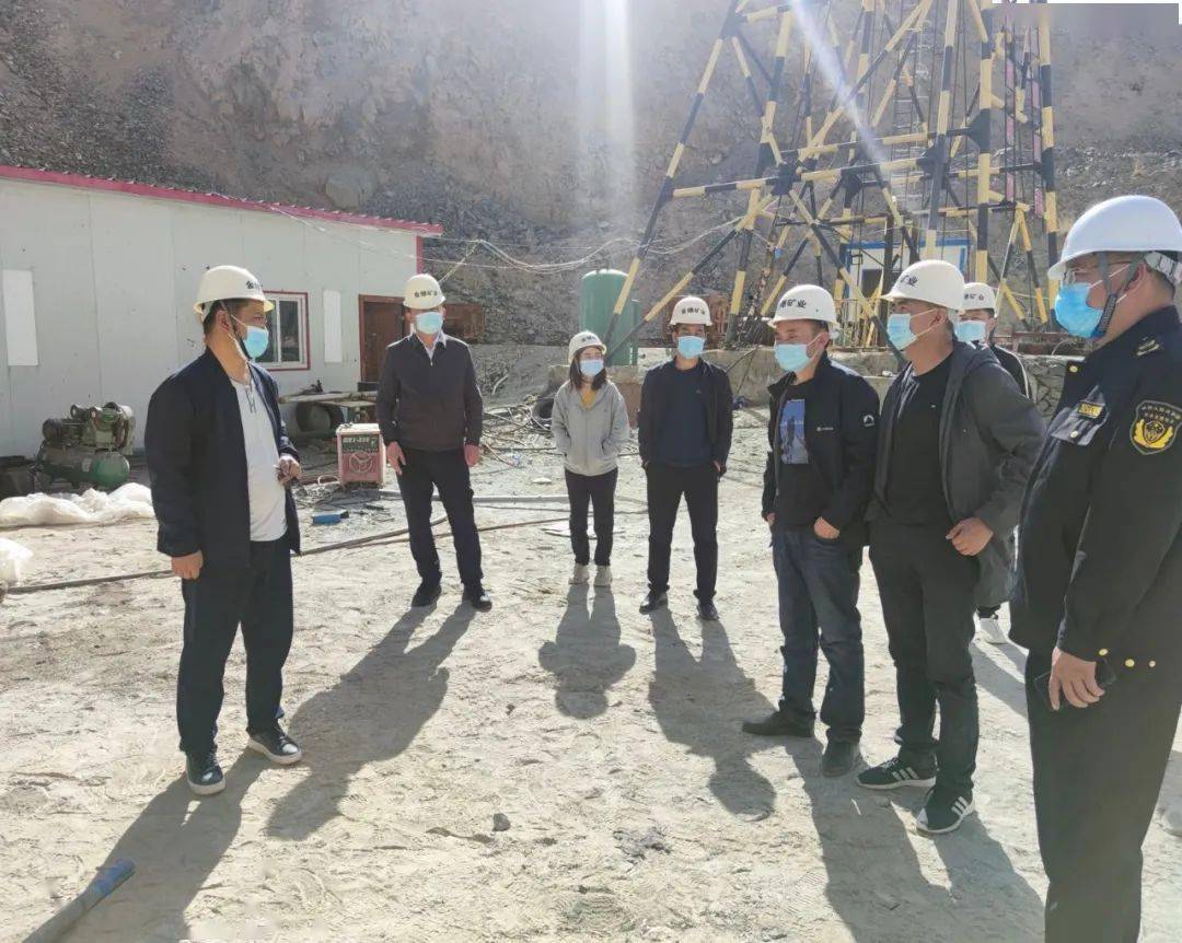 县政府副县长唐生林深入柯柯镇调研督导疫情防控,春季防火,安全生产