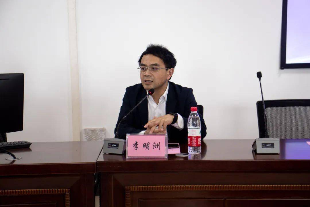 李明洲表示,开启这门特色实践课是要让学生们通过亲身体验劳动,懂得