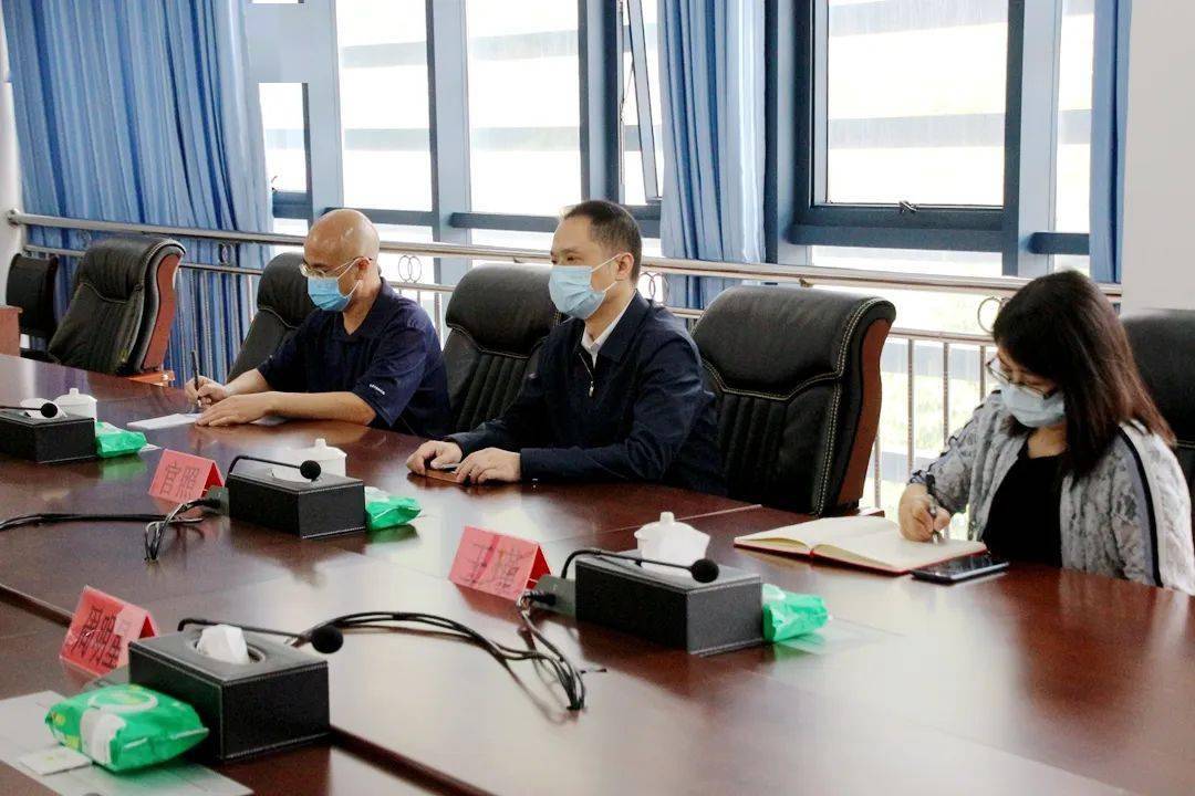 六盘水市政府副市长市公安局局长官照到六盘水监狱调研