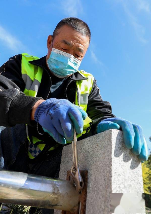 致敬劳动者的双手