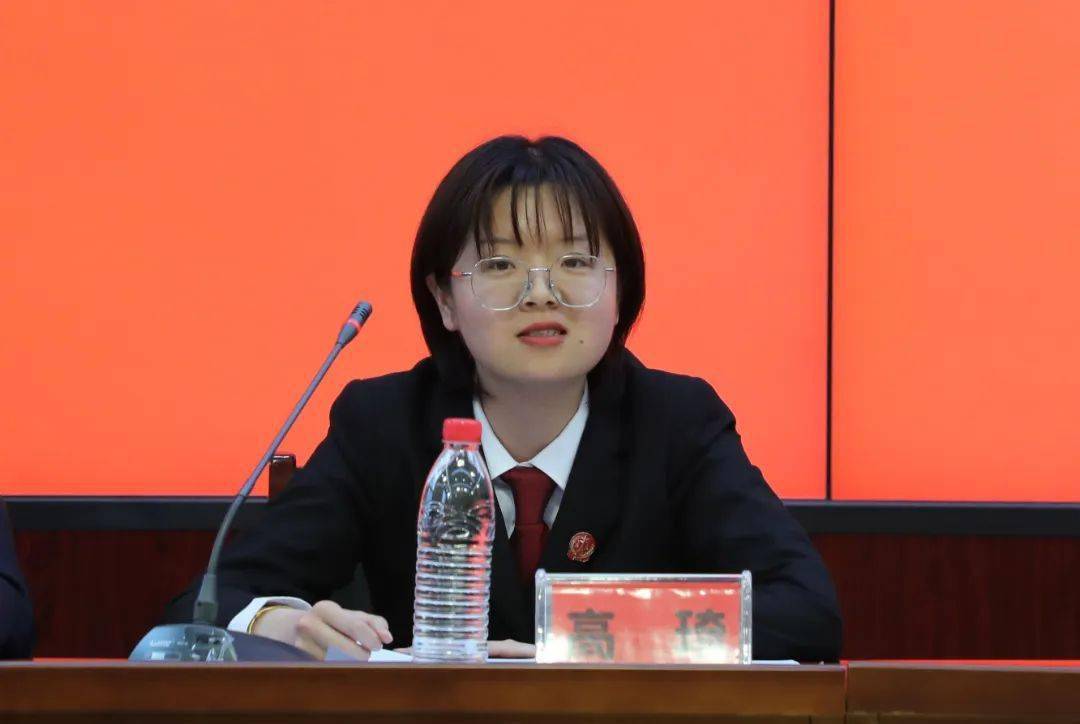 青春建新功,喜迎二十大——滕州法院召开青年干警座谈会_工作_思想