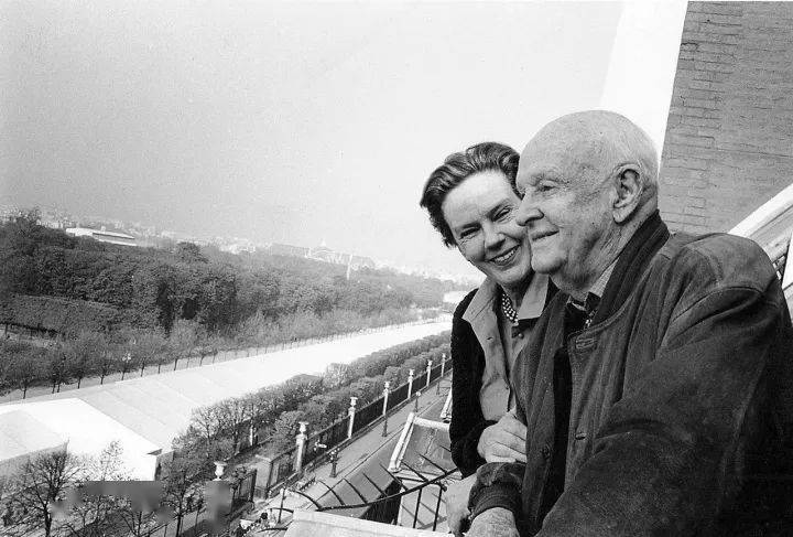 �����޽����ص�Ů�ˣ�����������