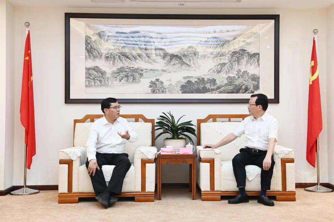 刘琳会见到访的漳州市市长王进足一行