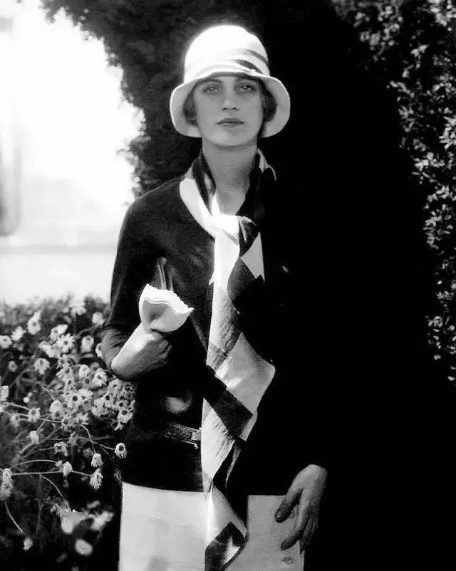 �����޽����ص�Ů�ˣ�����������