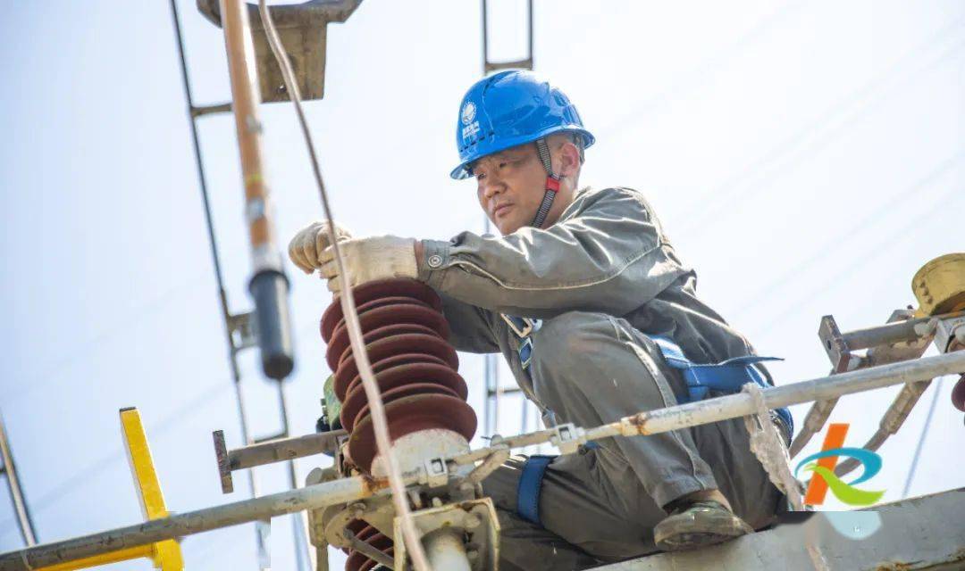 劳动节,向开州各行各业的辛勤劳动者们,道一声:谢谢!