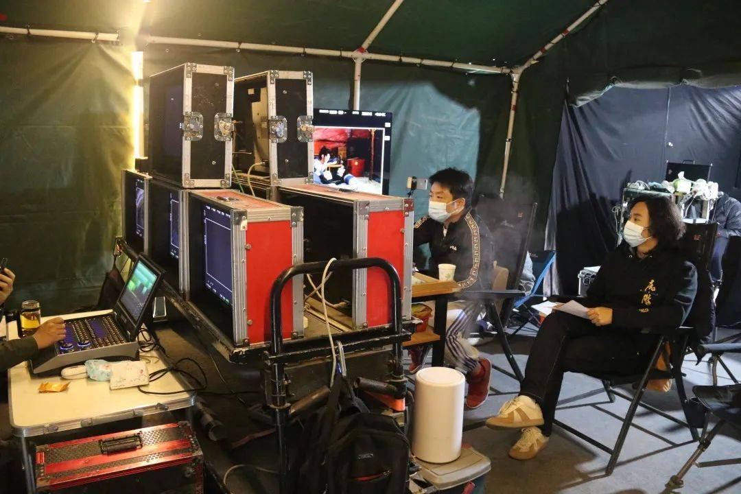 五一忙不停横店剧组开机拍摄铆足劲儿