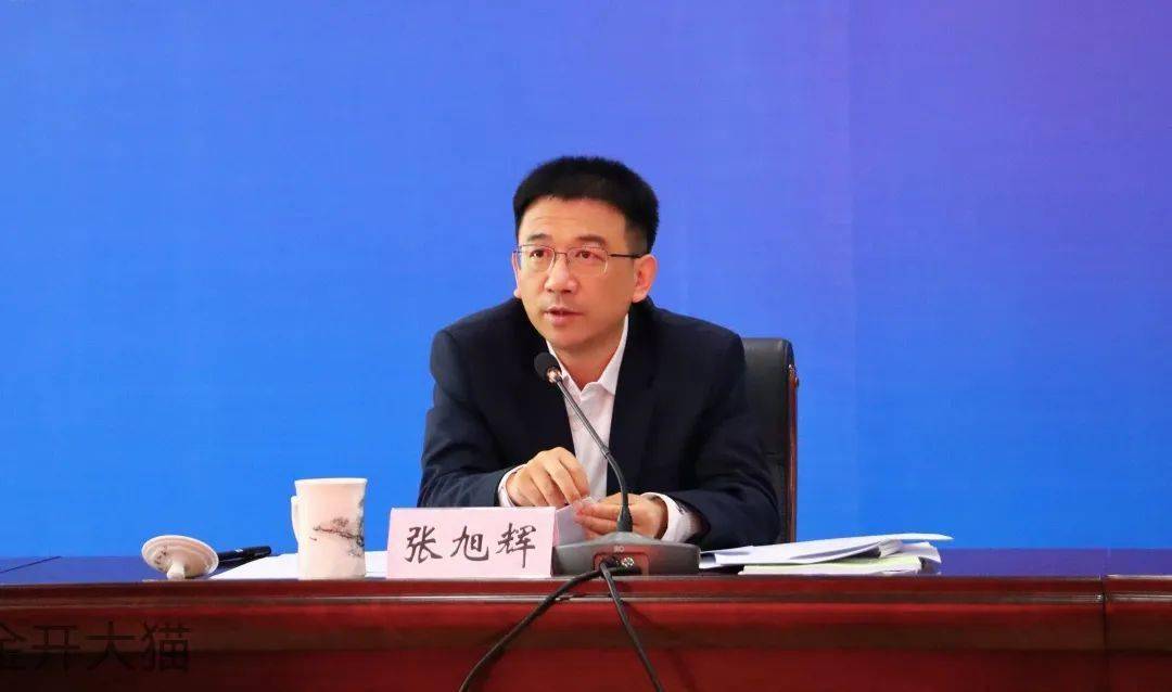 张旭辉对开发区当前疫情防控工作取得的成绩表示肯定