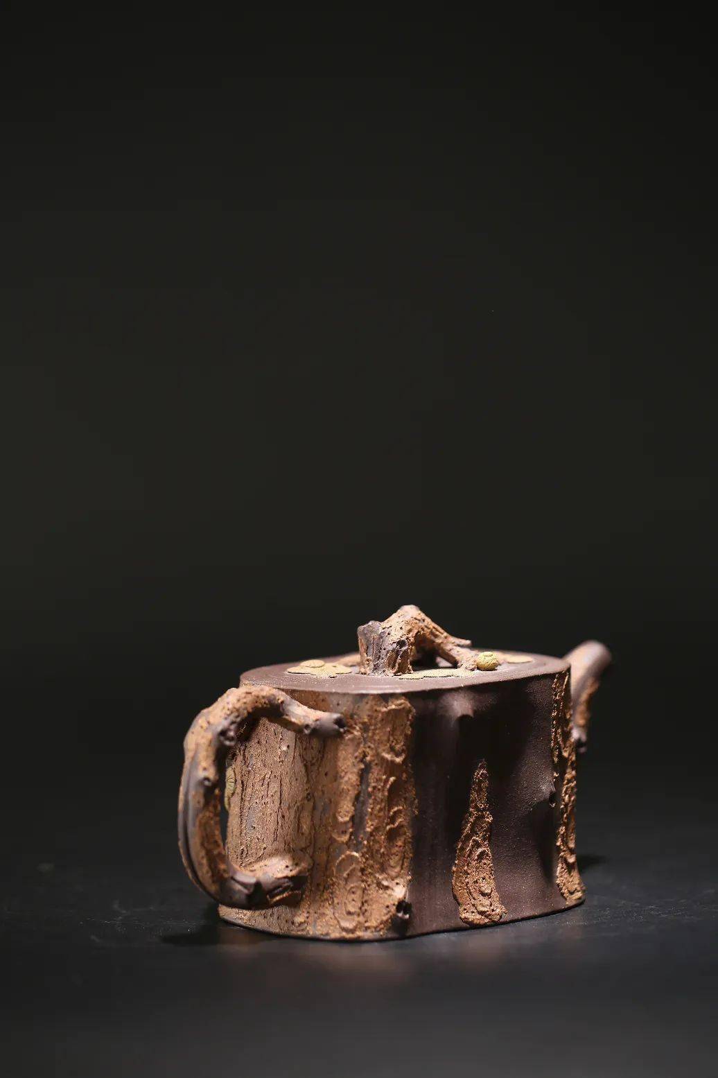 紫砂鉴赏 | 应书良《松桩壶》——4号井乌泥_作品_文化_宜兴