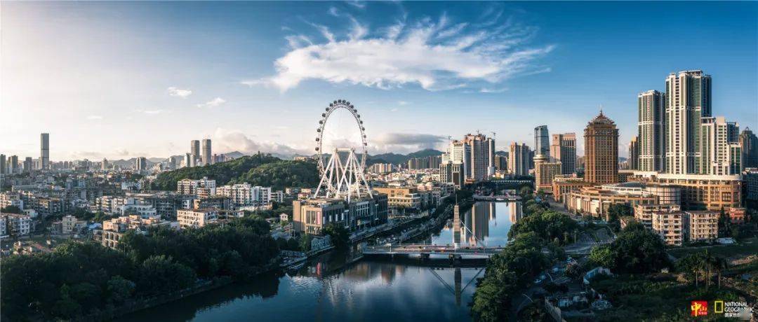 居中之城岐江水,摩天轮,海阔天空花鸟城.