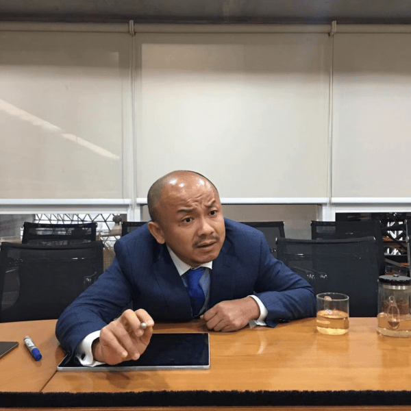 原创五四青年朱保全