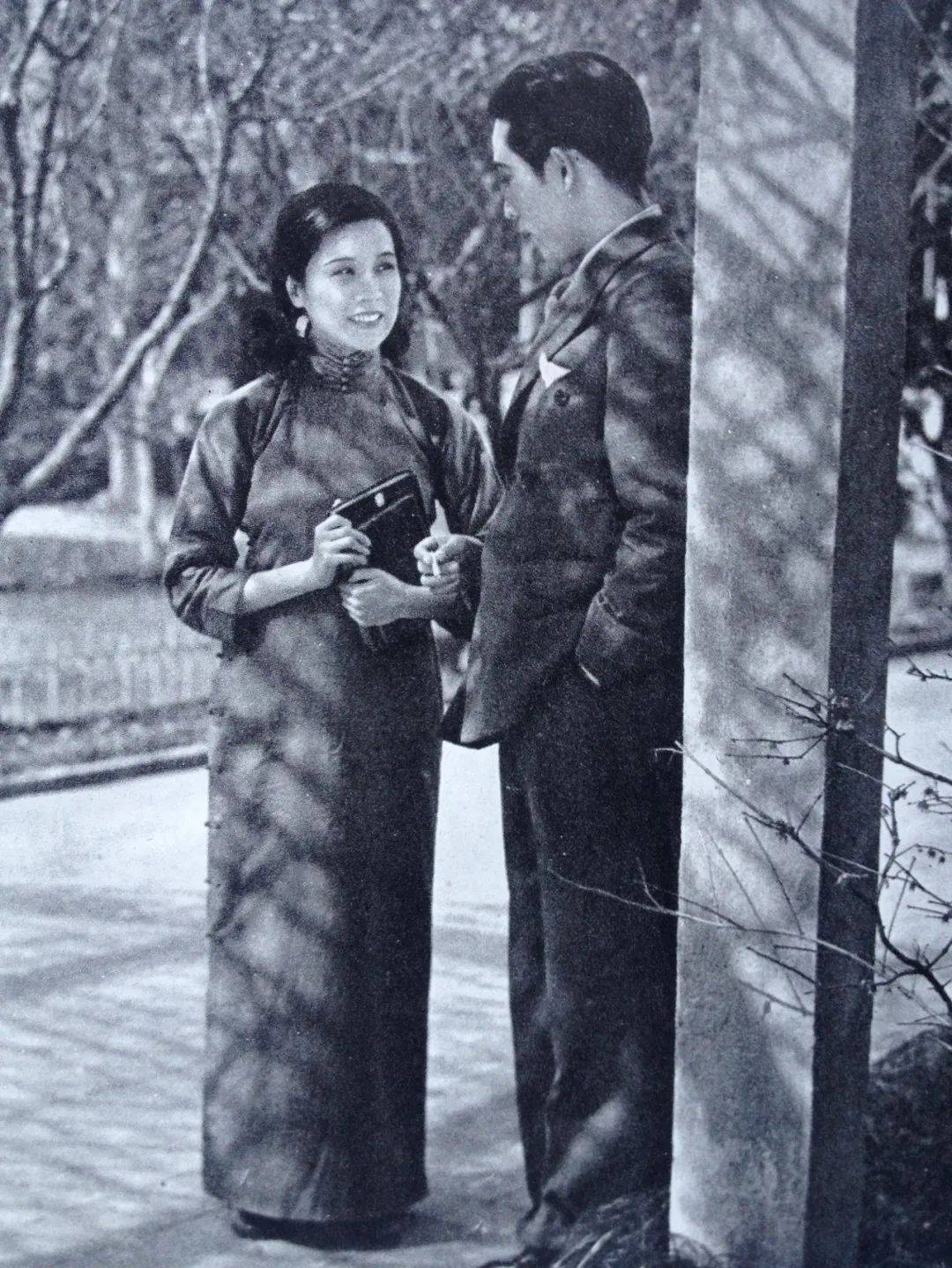 她们从"五四"走来_秋瑾_男性_徐锡麟