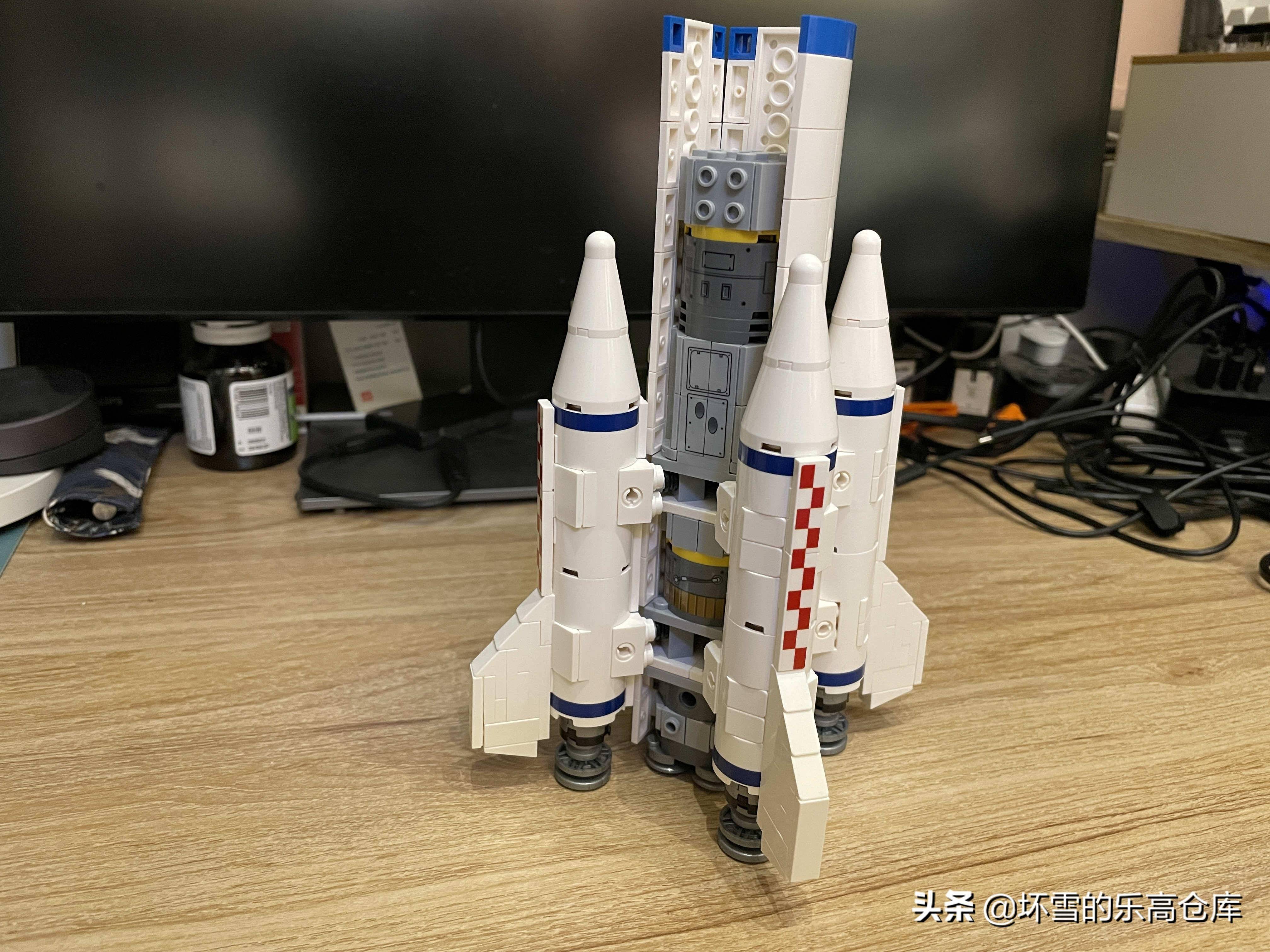 我们的目标是星辰大海——森宝长征二号f运载火箭评测_积木_中国_航天