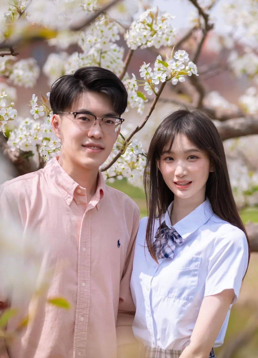 听说你还缺一张与南开春天的合影这就安排