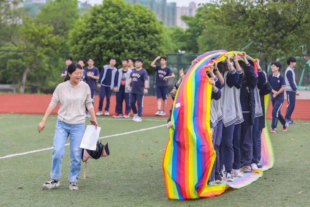 诸暨市暨阳分校举行首届趣味活动节