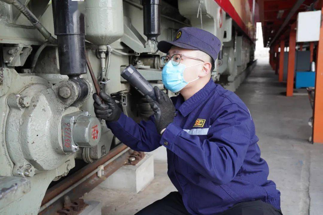 共筑防控坚固城墙风雨同舟,共同抗疫佳木斯机务段携手哈尔滨生活段