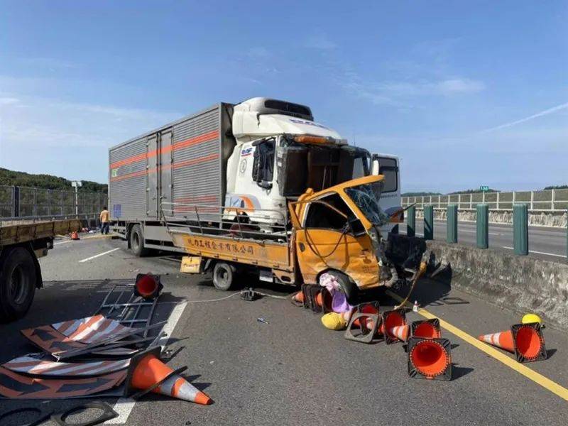 英德沙口车祸七死五伤图片