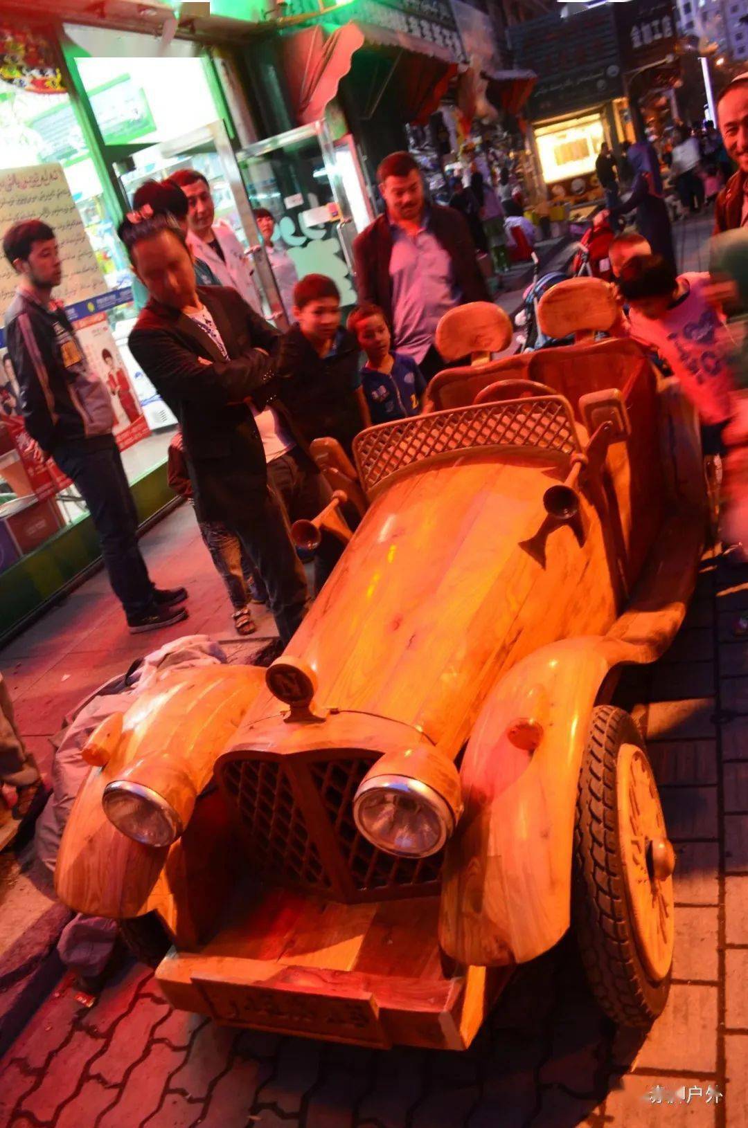 午间夜话 | 再混新疆的夜店_乌鲁木齐_小龙_布尔津