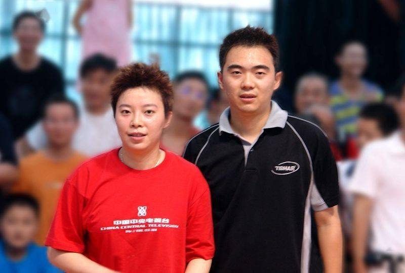 女乒30年系列12:邓亚萍时代结束,张怡宁一鸣惊人_李菊_决赛_王楠